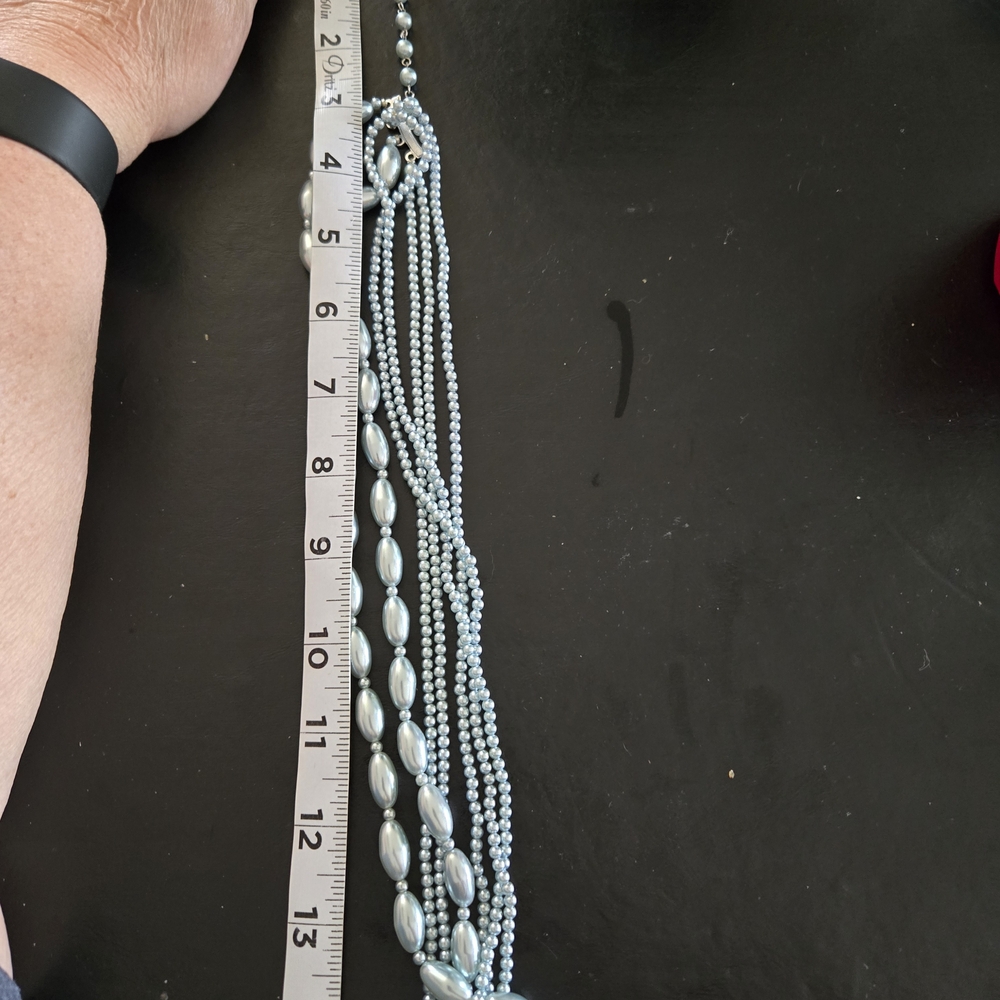 Elegant Blue Beaded Necklace